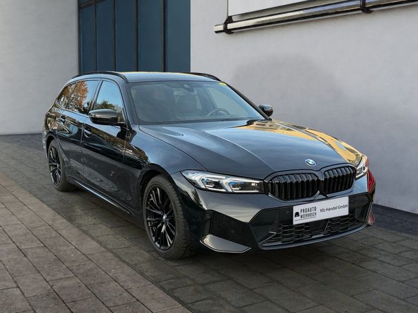 BMW 318i Touring M 115 kW image number 2