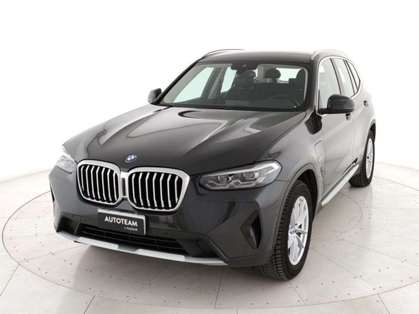 BMW X3 xDrive30e 215 kW image number 1