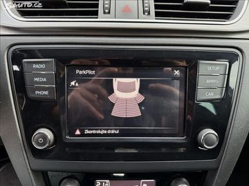 Car image 26