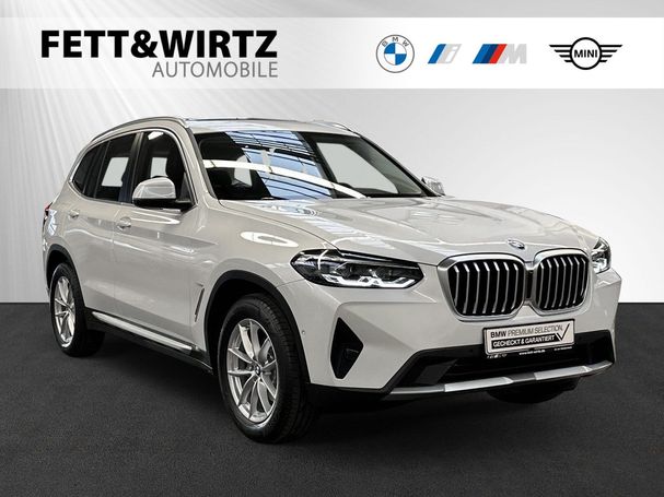 BMW X3 xDrive20i 135 kW image number 1