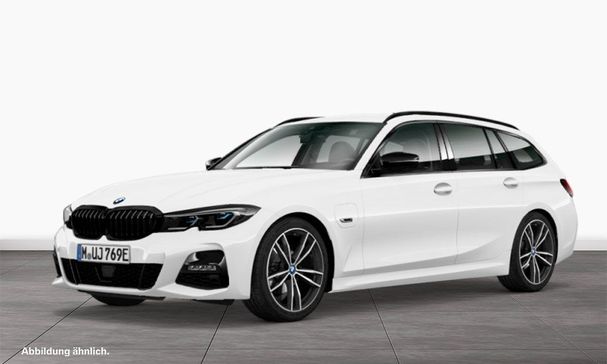 BMW 330e Touring M Sport xDrive 215 kW image number 1