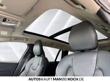 Car image 34