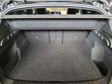 Car image 36