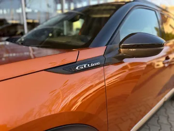 Car image 39