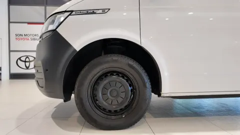 Car image 33