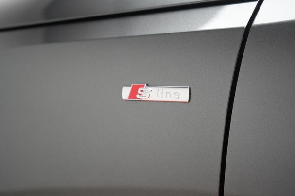 Audi A4 40 TFSI S tronic S-line 150 kW image number 16