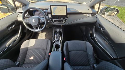 Car image 15