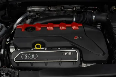 Car image 36