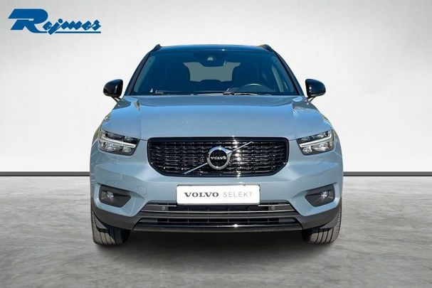 Volvo XC40 Recharge R T4 Design 155 kW image number 2