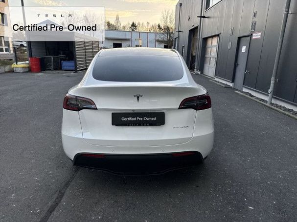 Tesla Model Y Long Range AWD 258 kW image number 11