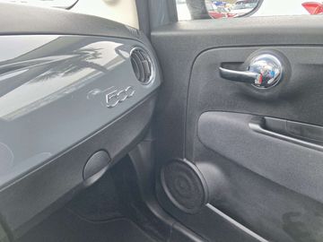 Car image 26