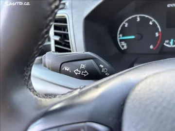 Car image 37