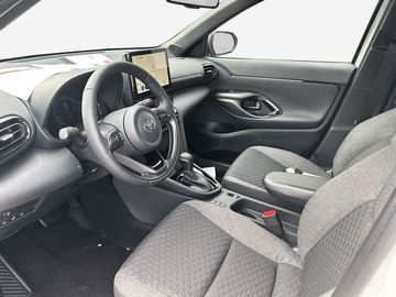 Car image 7