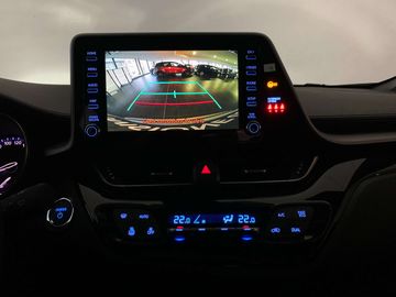 Car image 12