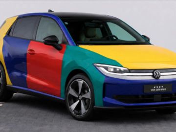 Car image 2