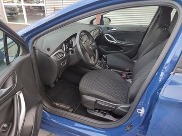 Car image 11