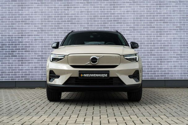 Volvo XC40 Single Motor Extended Range Plus 185 kW image number 13