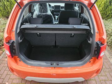 Car image 6