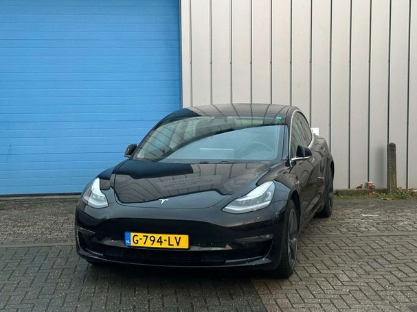 Tesla Model 3 60 Plus 175 kW image number 3