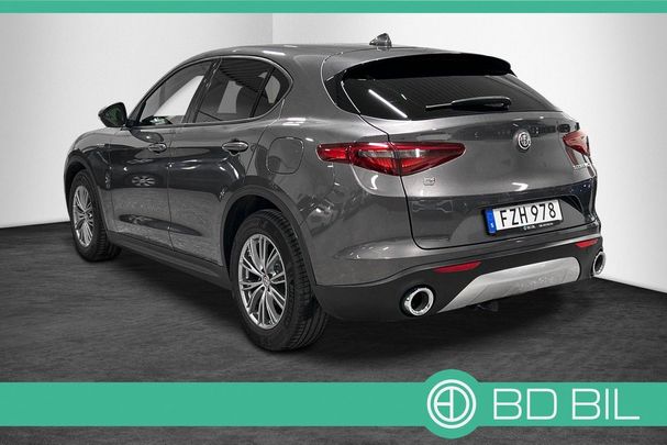 Alfa Romeo Stelvio 2.2 140 kW image number 4