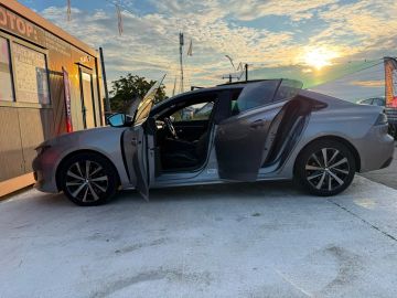 Car image 40