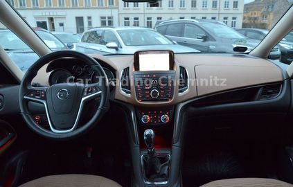 Car image 10