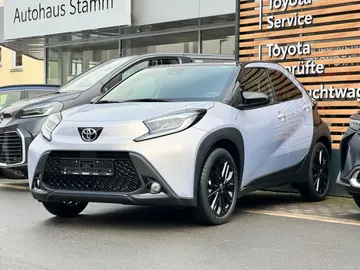 Car image 1