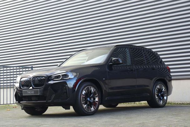 BMW iX3 210 kW image number 43