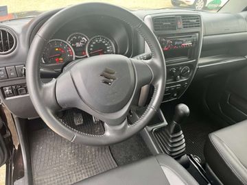 Car image 11