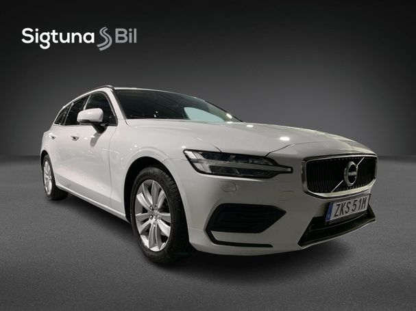 Volvo V60 D3 Momentum 110 kW image number 8