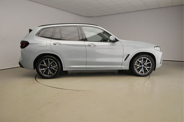 BMW X3 xDrive30e 215 kW image number 3