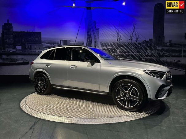 Mercedes-Benz GLC 300 e 4Matic 235 kW image number 2