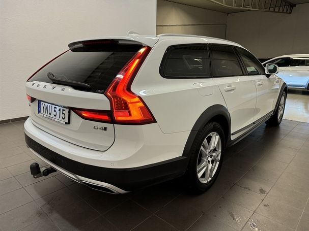 Volvo V90 Cross Country D4 AWD 140 kW image number 10