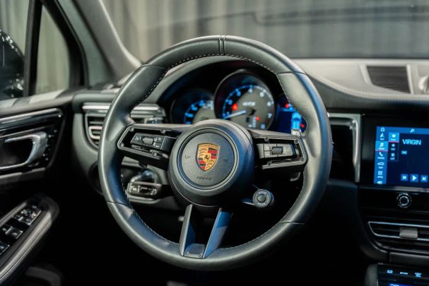 Porsche Macan 324 kW image number 1