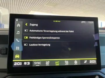 Car image 37