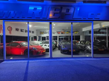Car image 45