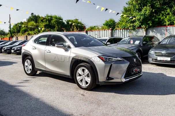 Lexus UX 250h 135 kW image number 4