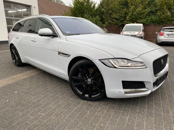 Jaguar XF Sportbrake 221 kW image number 2