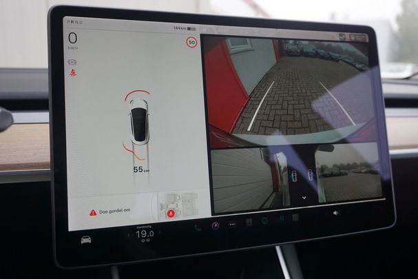 Tesla Model 3 60 Plus 340 kW image number 12