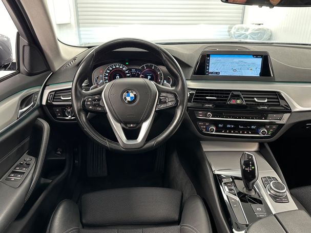 BMW 520d Touring Sport Line 140 kW image number 28