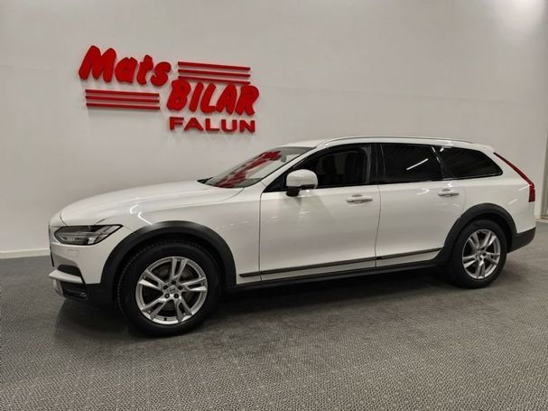 Volvo V90 Cross Country D4 AWD Momentum 140 kW image number 1