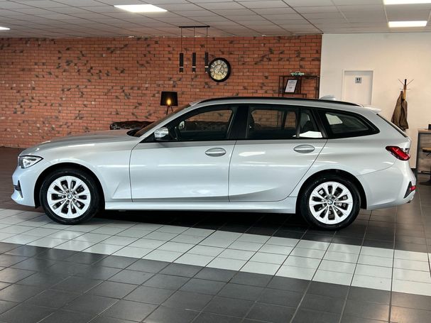 BMW 320d Touring Advantage 140 kW image number 8