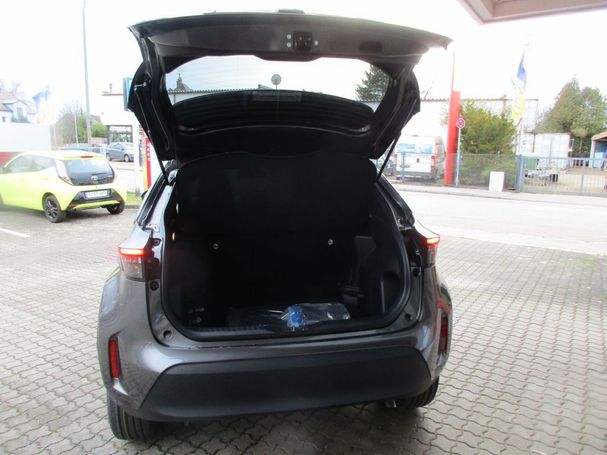 Toyota Yaris Cross 1.5 Hybrid Team Deutschland 85 kW image number 8