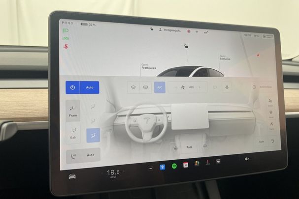 Tesla Model Y Performance AWD 393 kW image number 19