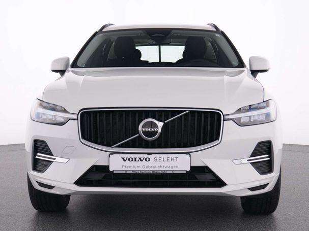 Volvo XC60 B4 Momentum 145 kW image number 16