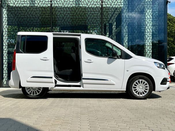 Toyota Proace Verso 75 kW image number 3