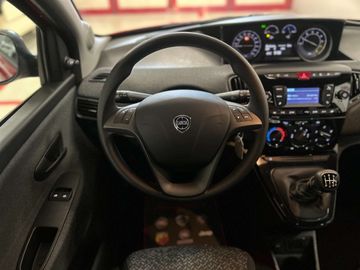 Car image 41