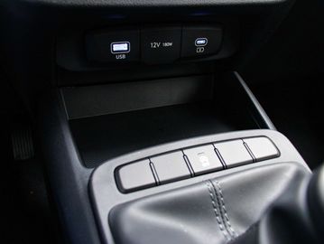 Car image 31