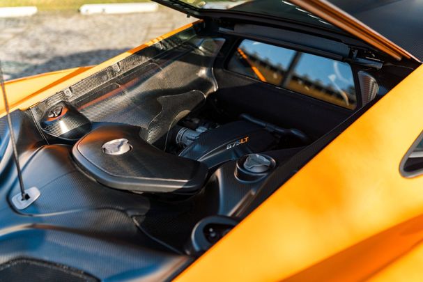 McLaren 675LT 496 kW image number 19