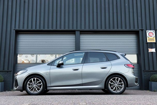 BMW 220i Active Tourer 115 kW image number 5